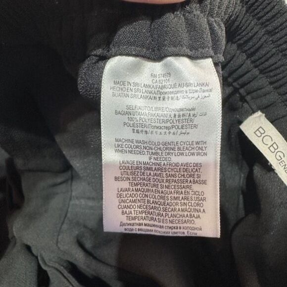 BCBG Tie Waist Wide Leg Pull On Black Cropped Pants Culottes Size Large Hi Rise - Picture 9 of 10